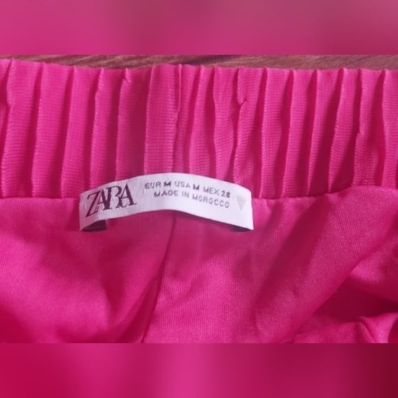 Zara Pink Wide Leg Ruffle Detail Pants W/Elastic Waistband & Shorts Underneath - Picture 6 of 7